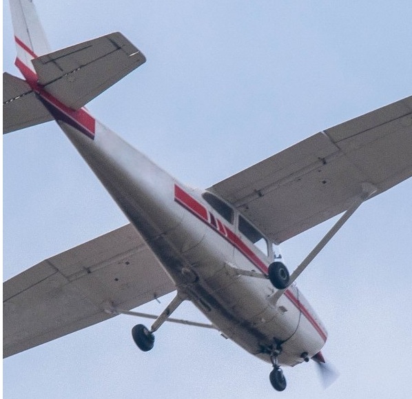 AVIONETA CAE AL MAR EN BOCA RATÓN; PILOTO SALE ILESO