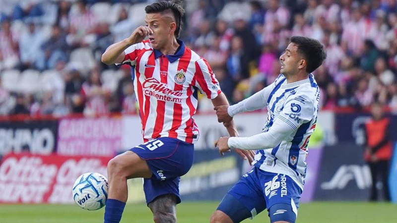 CHIVAS Y PACHUCA EMPATAN 1-1