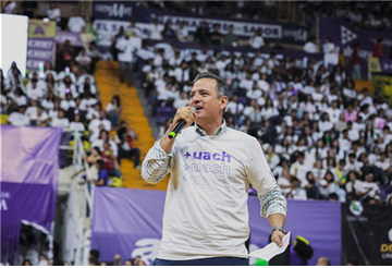 USTEDES PUEDEN LOGRAR LO QUE SE PROPONGAN: MARCO BONILLA DA BIENVENIDA A MILES DE ESTUDIANTES DE LA UACH