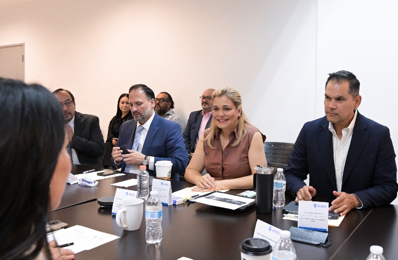 MARU CAMPOS PRESIDE MESA DE SEGURIDAD EN CIUDAD JUÁREZ