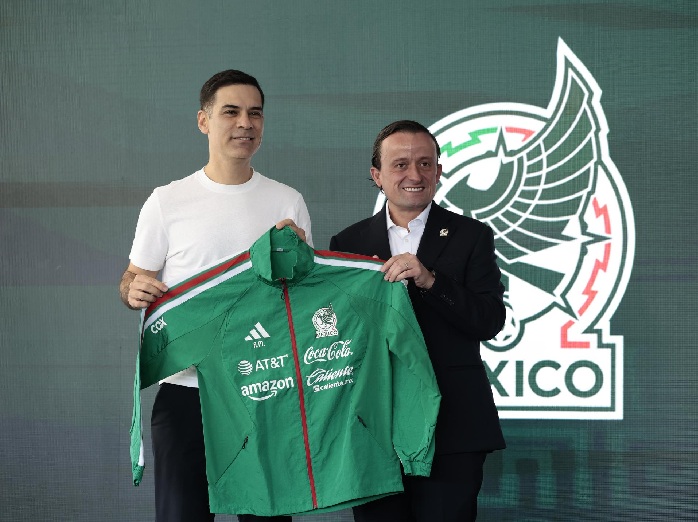 LA FEDERACIÓN MEXICANA DE FUTBOL (FMF) PRESENTÓ A RAFAEL MÁRQUE COMO NUEVO SELECCIONADOR DEL TRICOLOR