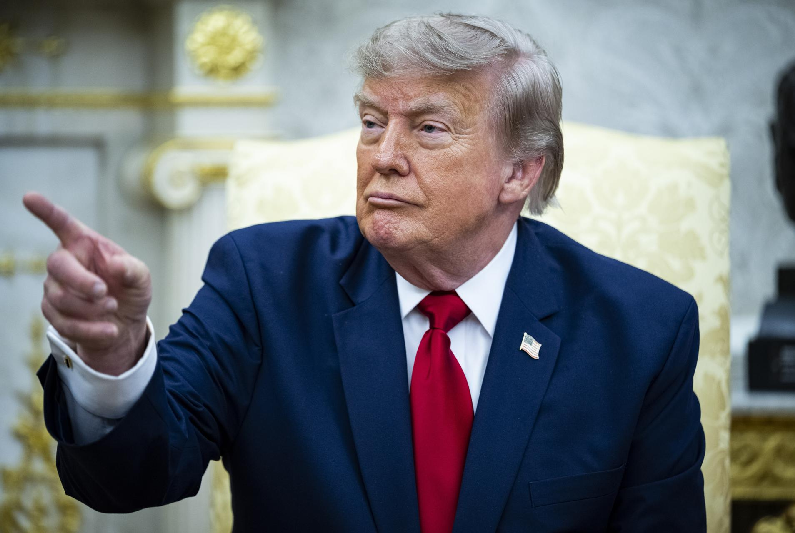 DONALD TRUMP ACUSÓ QUE QUIENES PIDEN REGULAR LA IA EN ESTADOS UNIDOS SON 