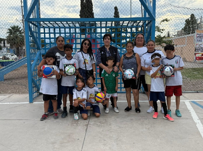 ¡GOLAZO POR LA SALUD Y EL DEPORTE EN VILLA VIEJA! LUPITA BORRUEL