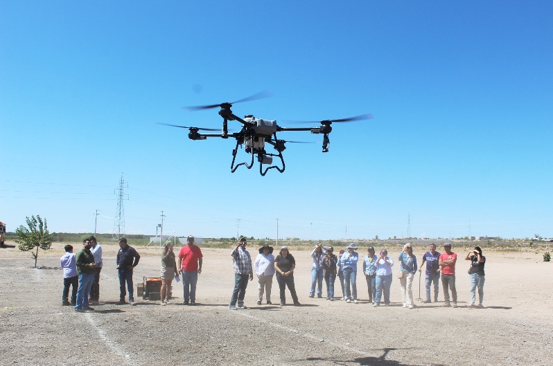 FORTALECE UT CAMARGO LA FORMACIÓN DOCENTE CON CAPACITACIÓN EN DRONES AGRÍCOLAS