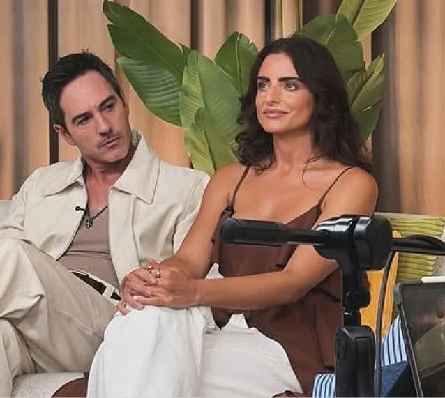 RECONCILIACIÓN DE AISLINN DERBEZ Y MAURICIO OCHMANN