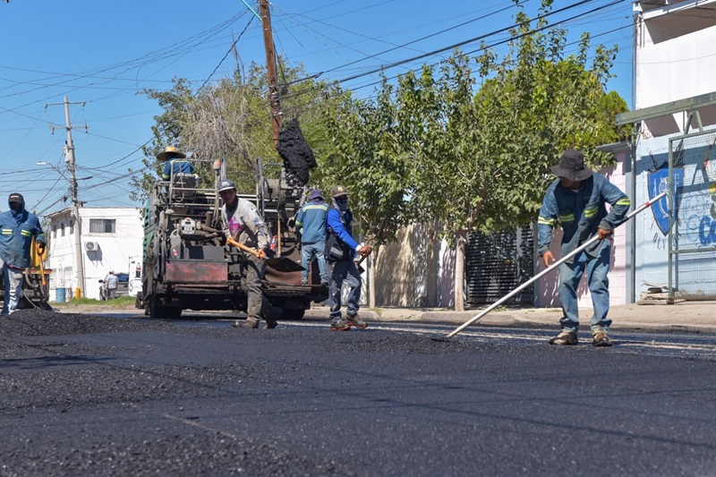 ARRANCA GOBIERNO DEL ESTADO REPAVIMENTACIÓN DE LA CALLE 21 DE MARZO EN LA COLONIA MELCHOR OCAMPO