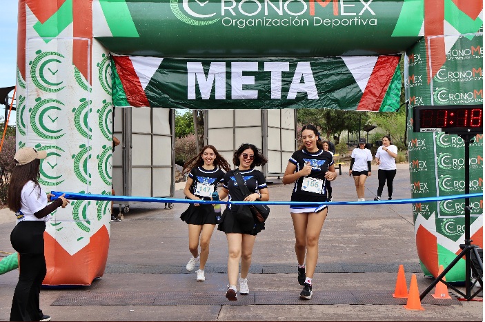 CELEBRA UPNECH SU 15 ANIVERSARIO CON CARRERA CONMEMORATIVA