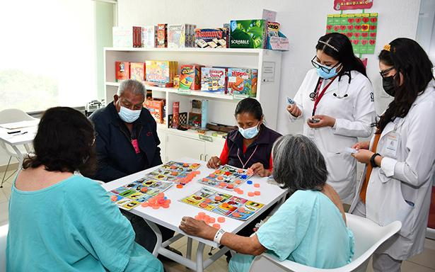 EN EL DÍA MUNDIAL DEL ALZHEIMER, EL IMSS ENFATIZA EL DIAGNÓSTICO TEMPRANO Y ACUDIR A UMF SI SE DETECTAN FALLAS DE MEMORIA