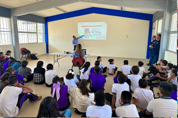 FORTALECE GOBIERNO MUNICIPAL CERCANÍA CON ESCUELAS DE PUNTA ORIENTE A TRAVÉS DE DETECTIVES AMBIENTALES