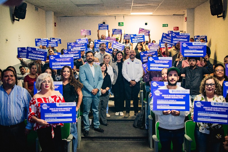 ENTREGA DESARROLLO HUMANO FINANCIAMIENTO A 48 EMPRENDEDORES DE CIUDAD JUÁREZ