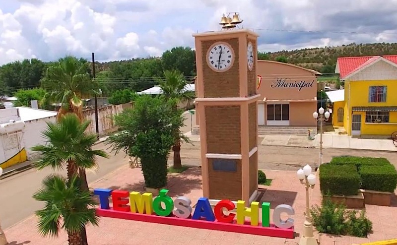 LLEVAN PROGRAMA COLORES DE CHIHUAHUA A TEMÓSACHIC PARA RENOVAR LA IMAGEN URBANA