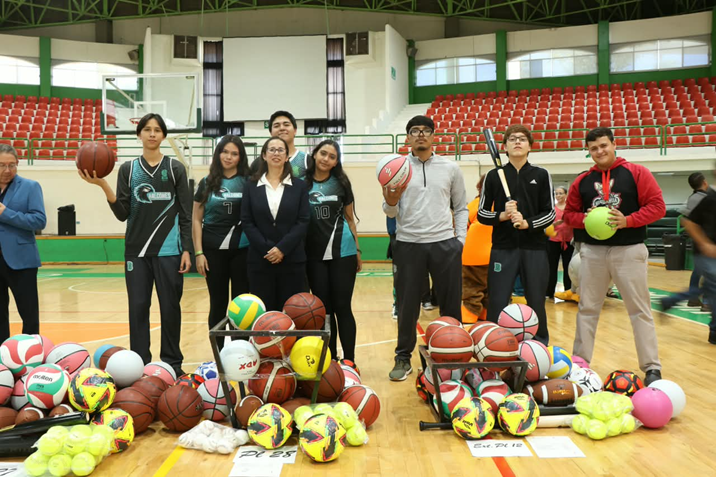 FORTALECE COBACH LA PRÁCTICA DEPORTIVA CON ENTREGA DE EQUIPAMIENTO PARA 17 PLANTELES
