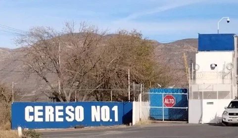 EL EMPRESARIO JUAN CARLOS VELÁZQUEZ NIETO, PROPIETARIO DE CARVEL, SIGUE BAJO RESGURADO EN EL CERESO