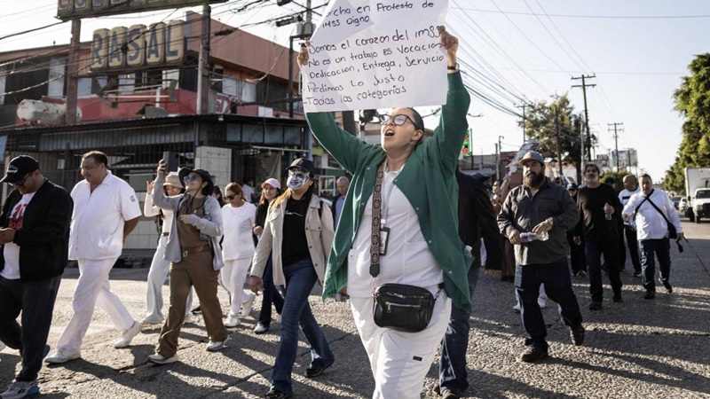 EL SISTEMA DE SALUD EN MÉXICO: DE DINAMARCA A LA MEGAFARMACIA