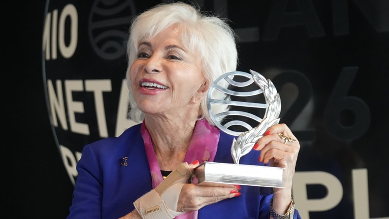 LA ESCRITORA CHILENA RECIBIÓ EL PREMIO PLANETA 2026 POR 
